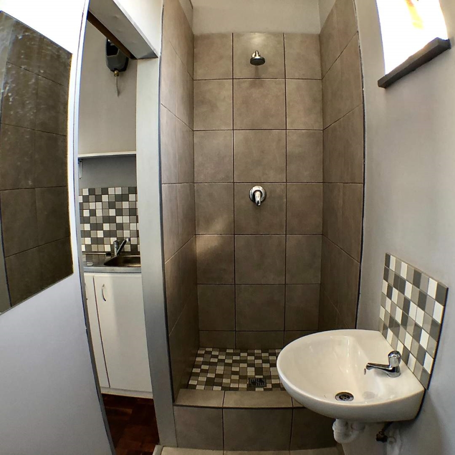 1 Bedroom Property for Sale in Parow East Western Cape